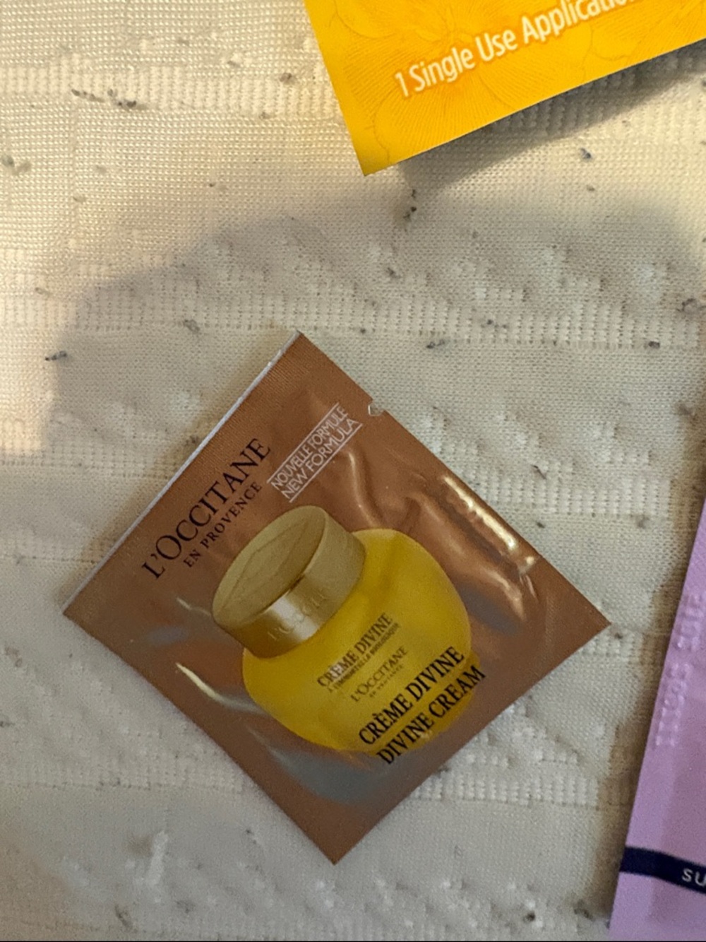 Assorted Single-Use Face, lip and Foot Masks - Mixed Colors 16 total. - Picture 3 of 16